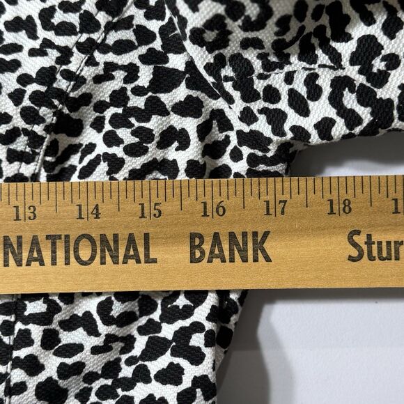 NWT Forever 21 Sz M Black/White Leopard Print Trench Coat Jacket 3/4 Sleeve Belt - Picture 7 of 13
